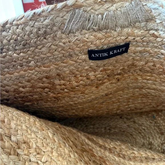 Floral Embroidered Tan Tote Bag - Picture 2 of 2